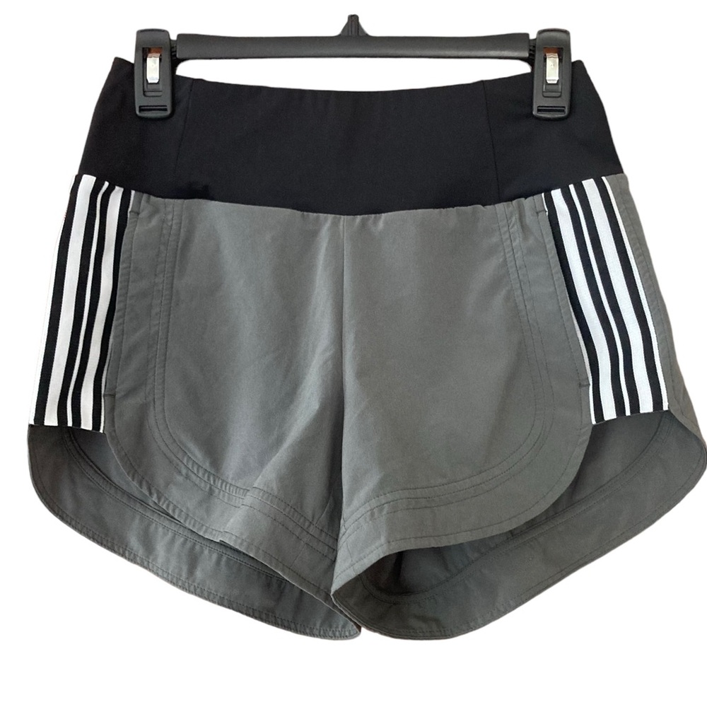 Athleta Ascender Shorts Size 2 EUC